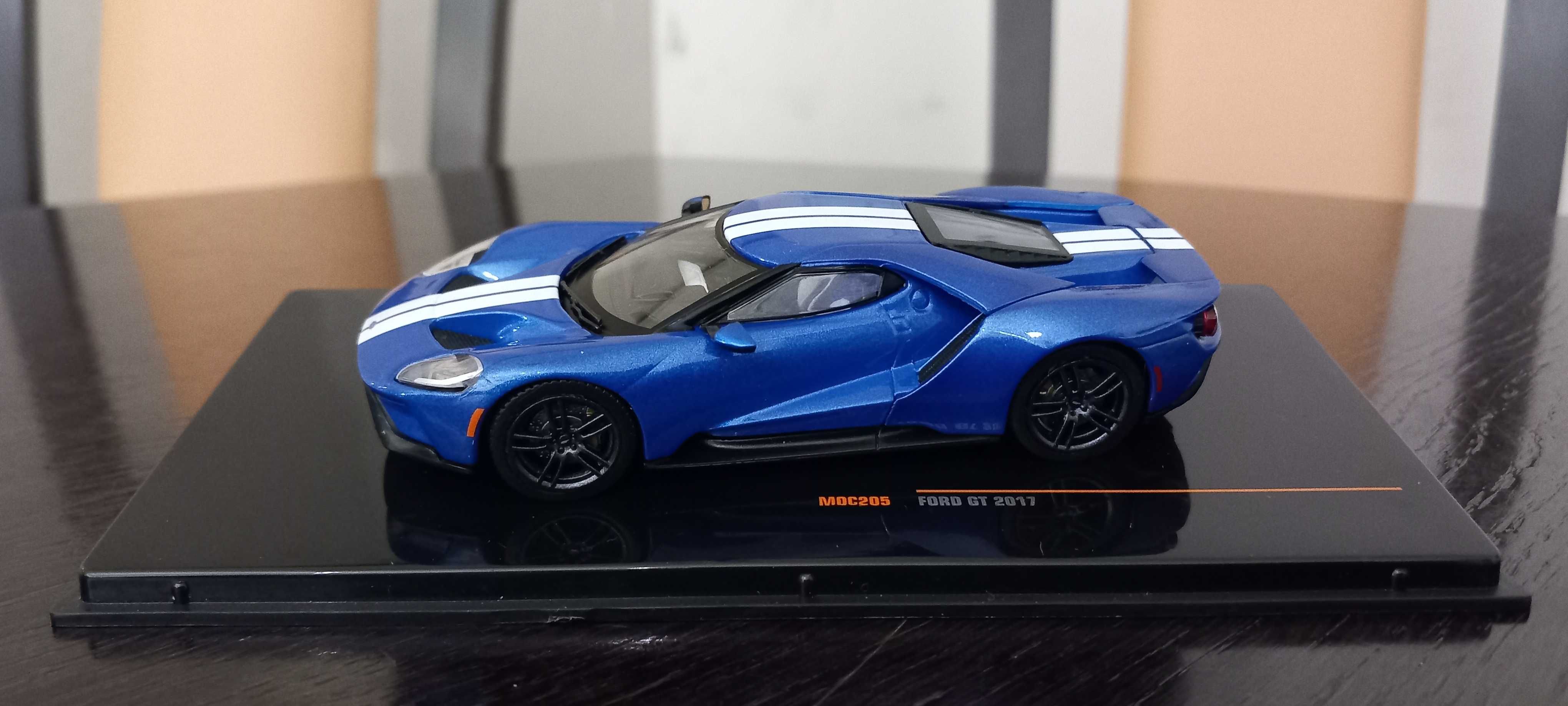 Ford GT  1/43 Ixo Norev