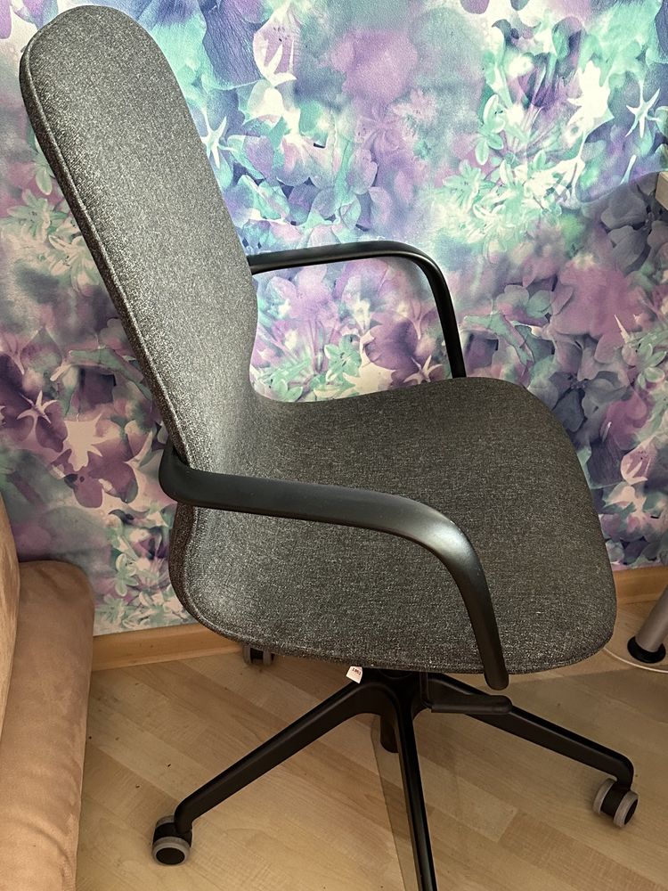 САМОВИВІЗ Набір стіл+стілець+тумбочка IKEA для кабінету