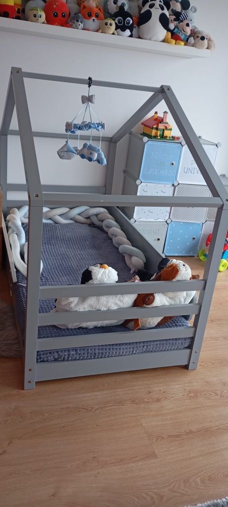 Cama Montessori com colchão