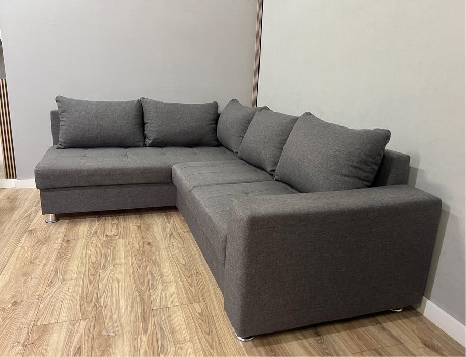 Duży narożnik szary pikowany rozkadany z pojemnikiem na pościel