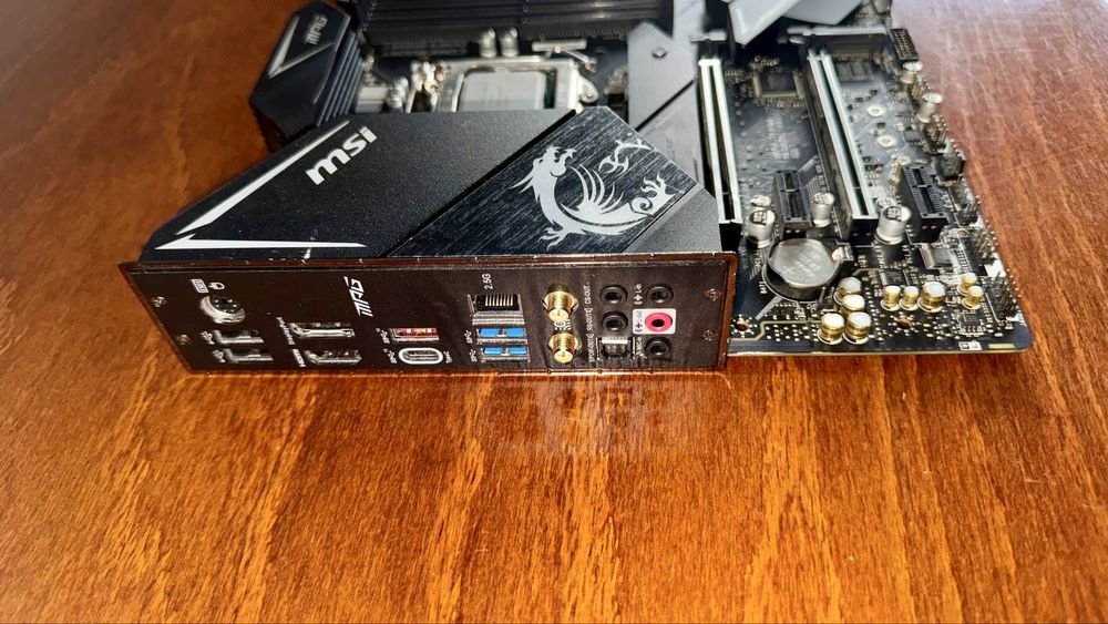 Msi MPG Z490M Gaming EDGE wifi. Bez procesora