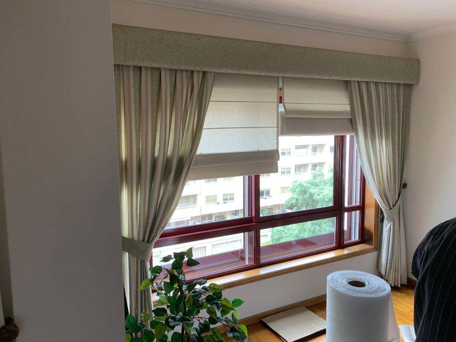 2 Pares De Cortinas E Estores completos De Sala
