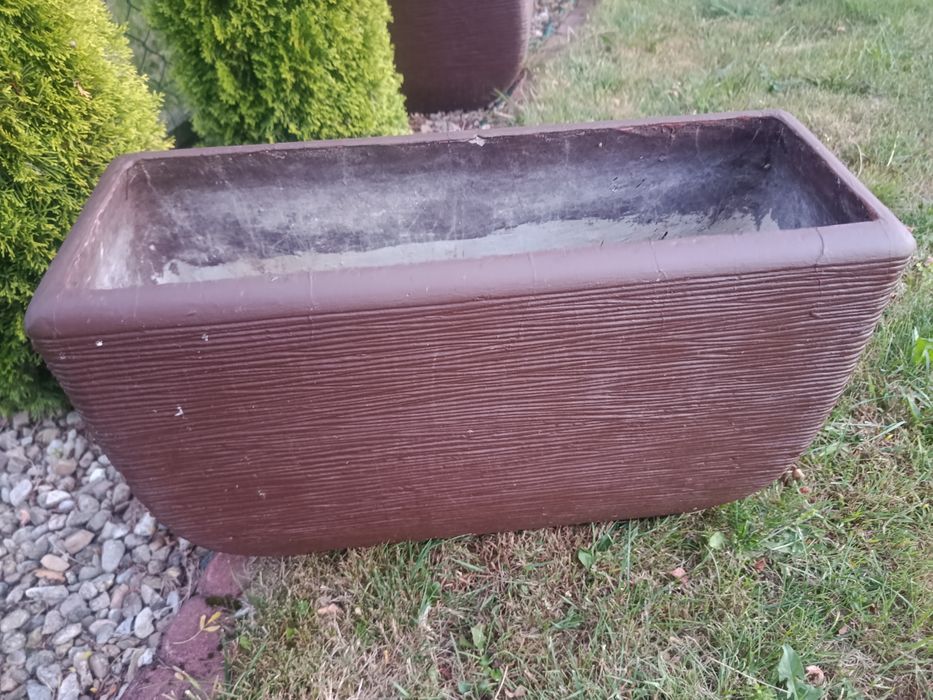 Donice betonowe  brązowe