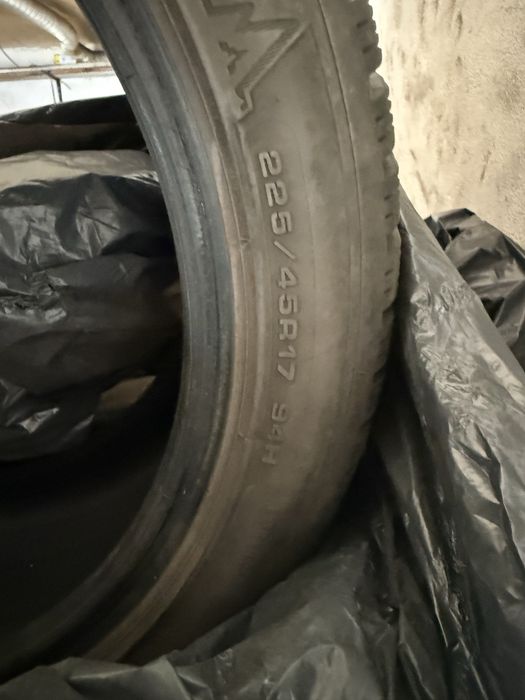 Opony zimowe Dunlop Wintersport 5 225/45 r17 94h zimowe