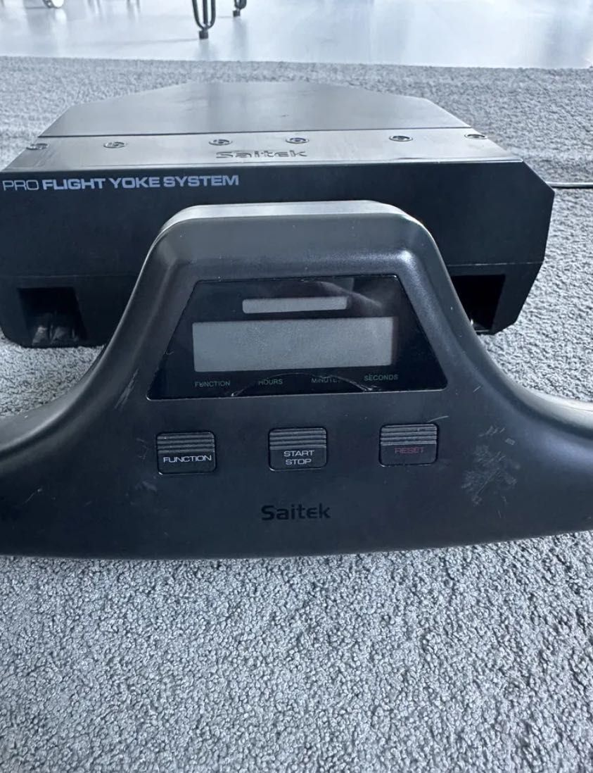 Saitek yoke para simulador
