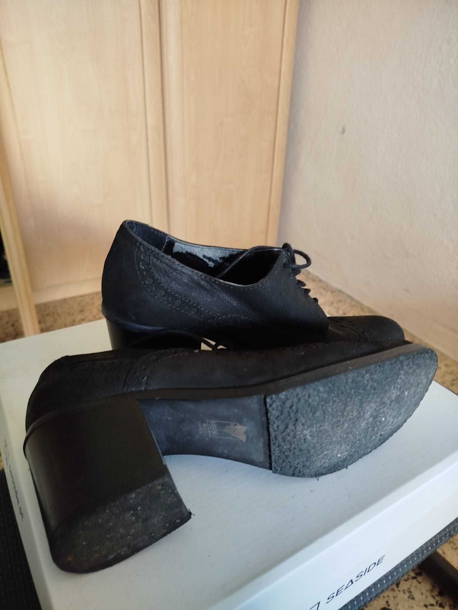 Black Heeled Brogues