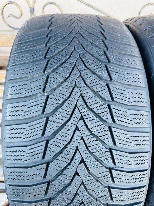 Шини зимові пара 245/40 R18 (97V) Nexen Winguard Sport 2