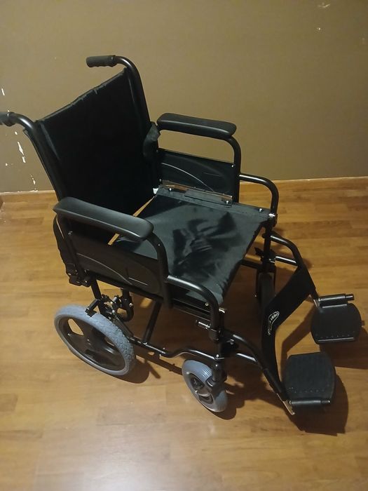 Cadeira de rodas wells nova