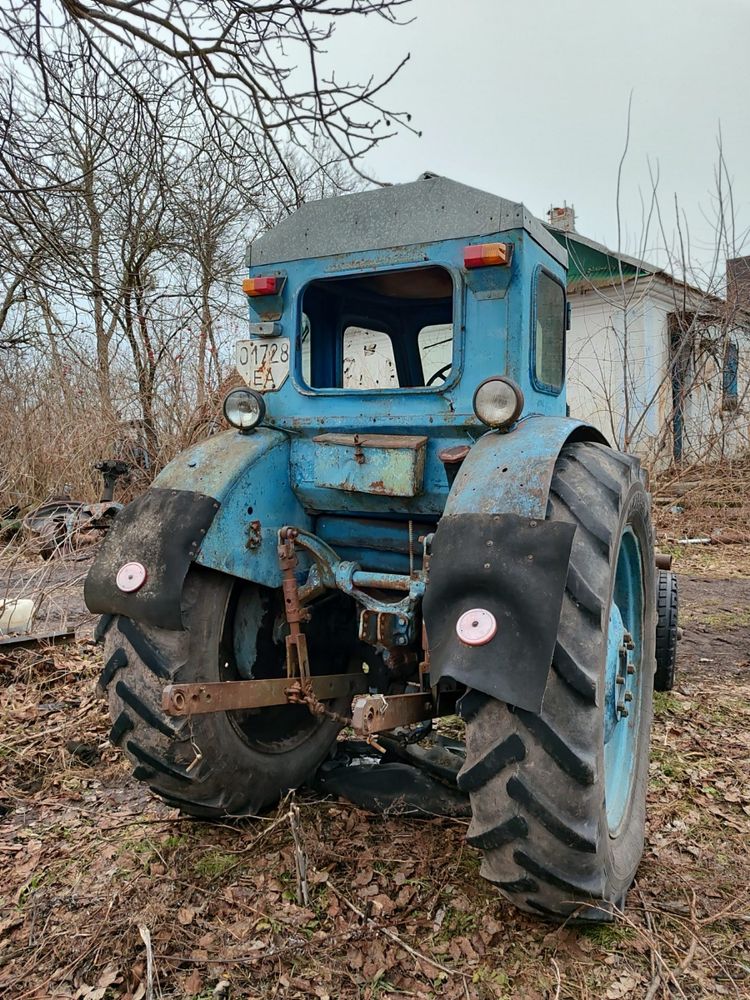 Продам трактор хтз т-40