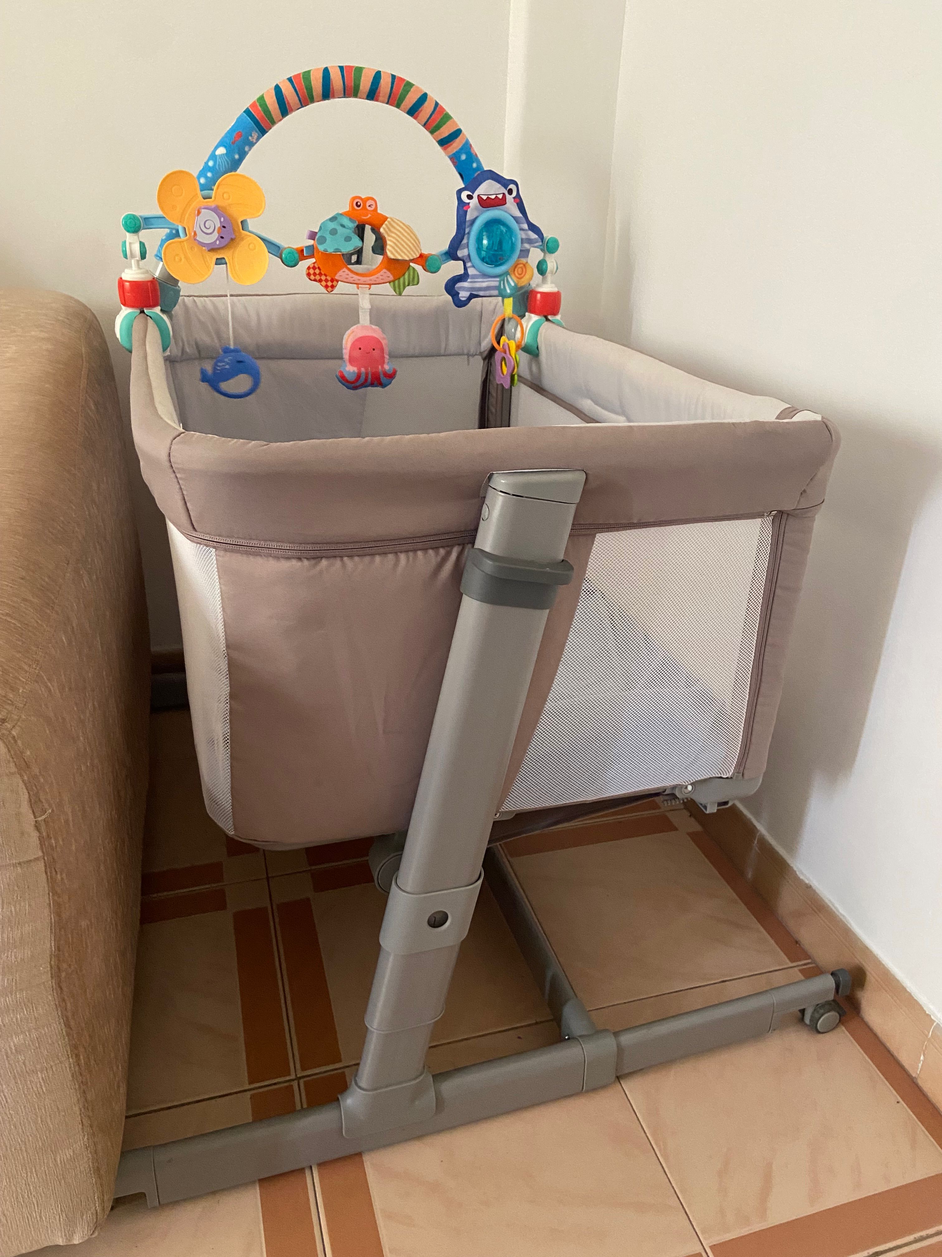 Berço Chicco ótimas condições com colchão por apenas 100€