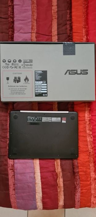 Computador ASUS Transformer Book Flip TP200S com bolsa