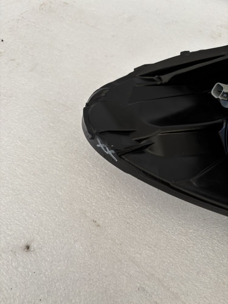 Ford Escape lift 17- lampa prawy przód prawa przednia USA