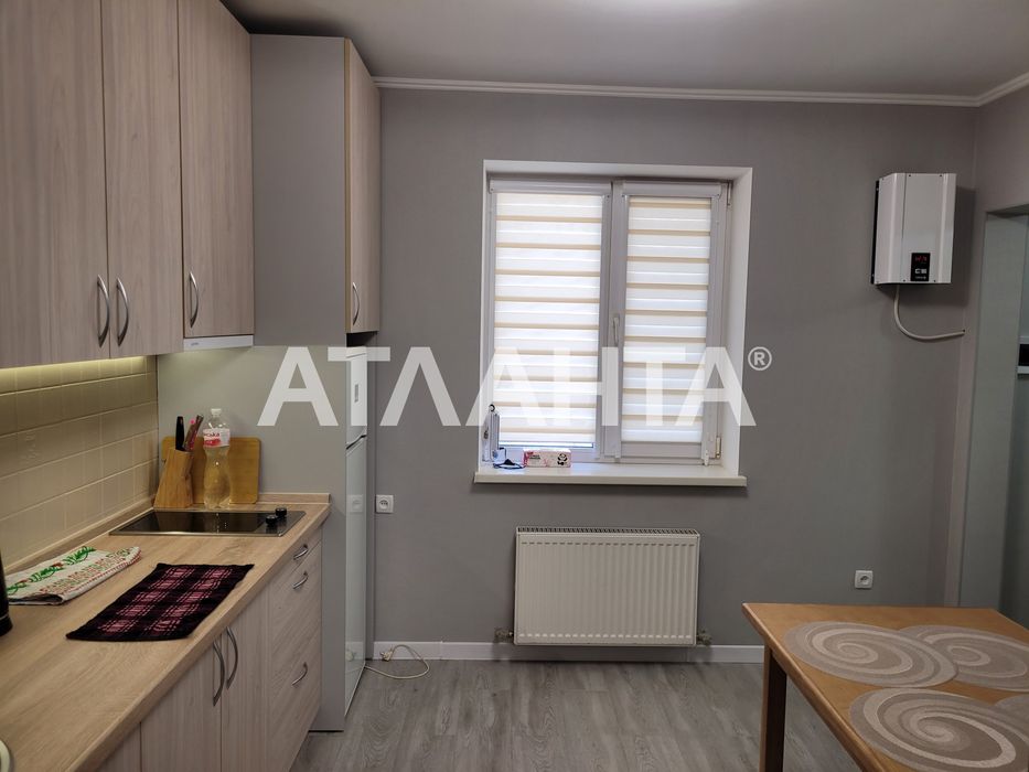 Укомплектованная квартира в центре Нерубайского!