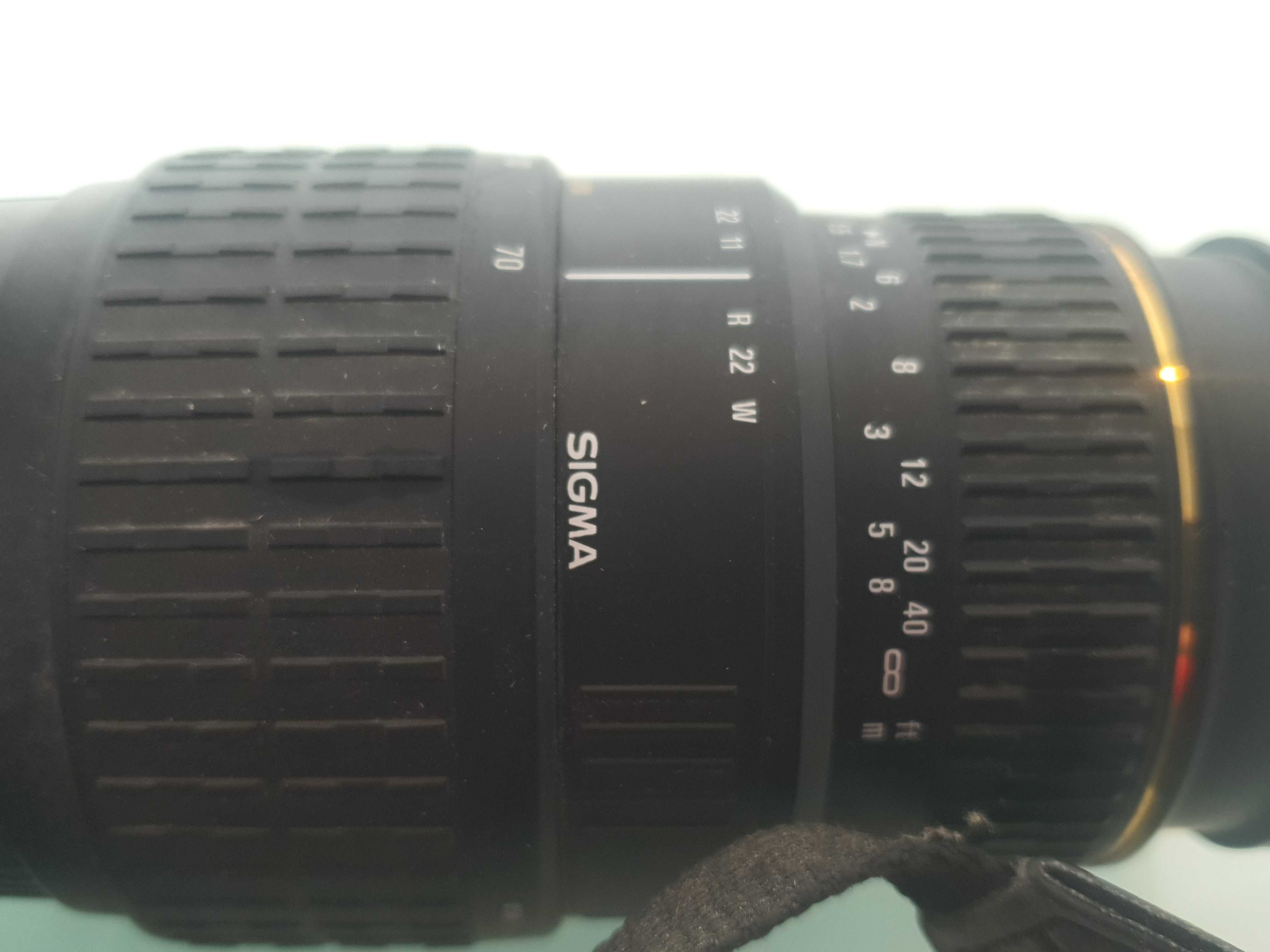 Canon EOS 300 + Lente Sigma 70-300 Apo Macro 4.5 -5.6