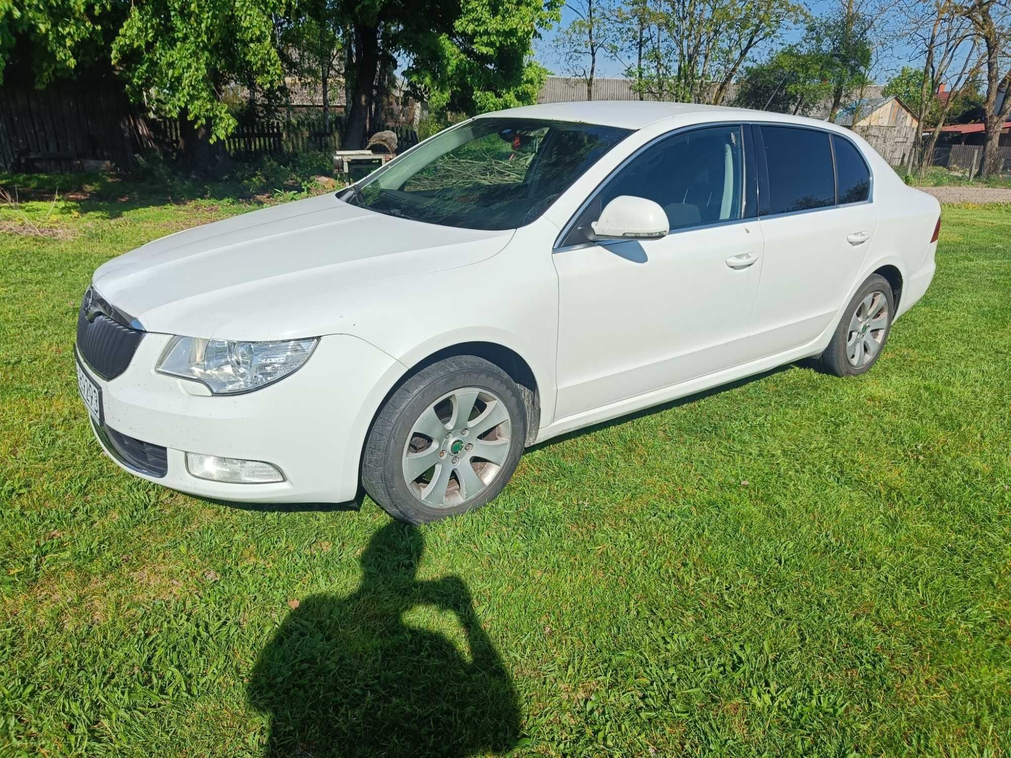 Skoda Superb 2.0 TDI 140KM DSG 2009r