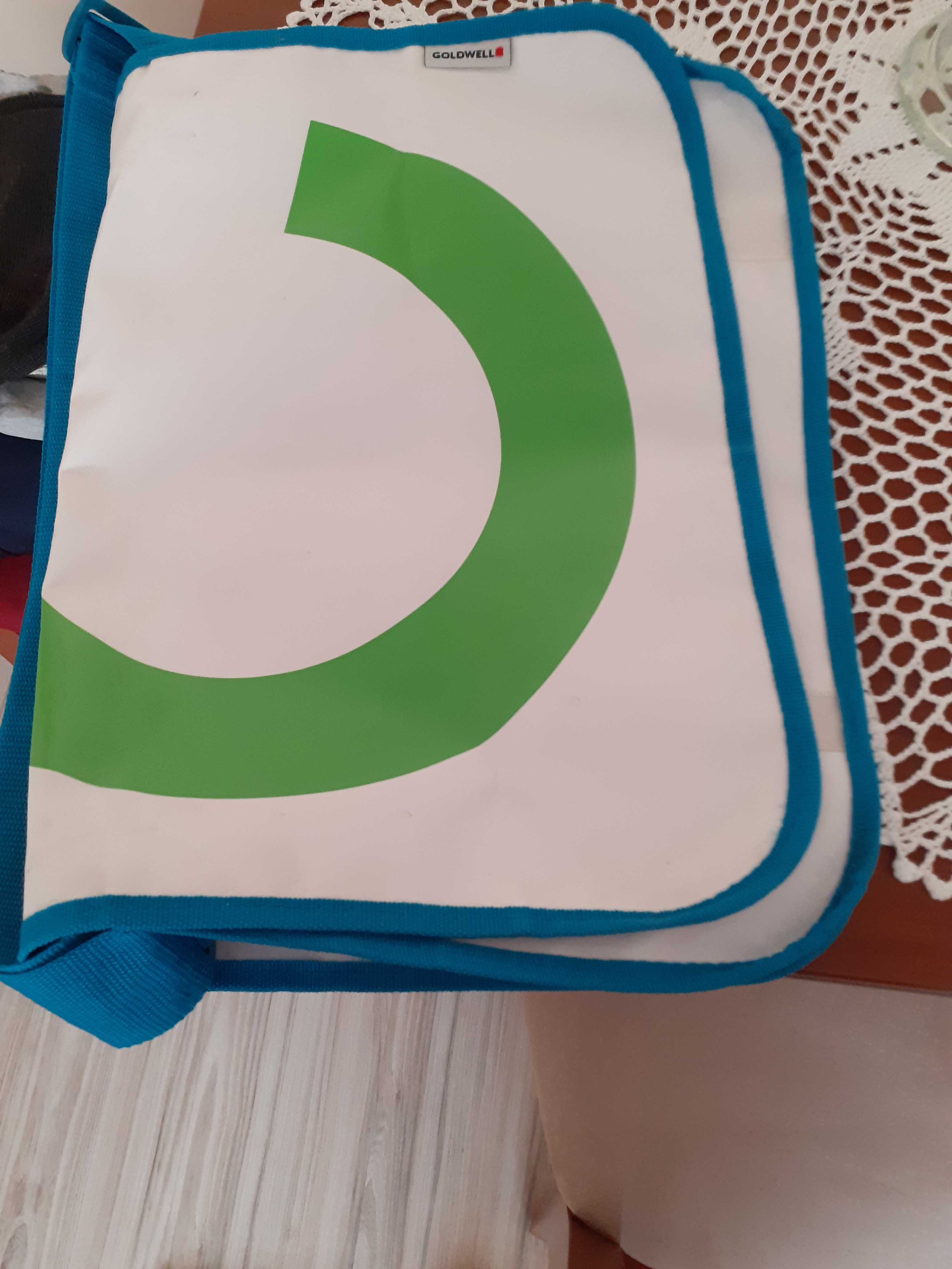 Sprzedam torbę na laptopa