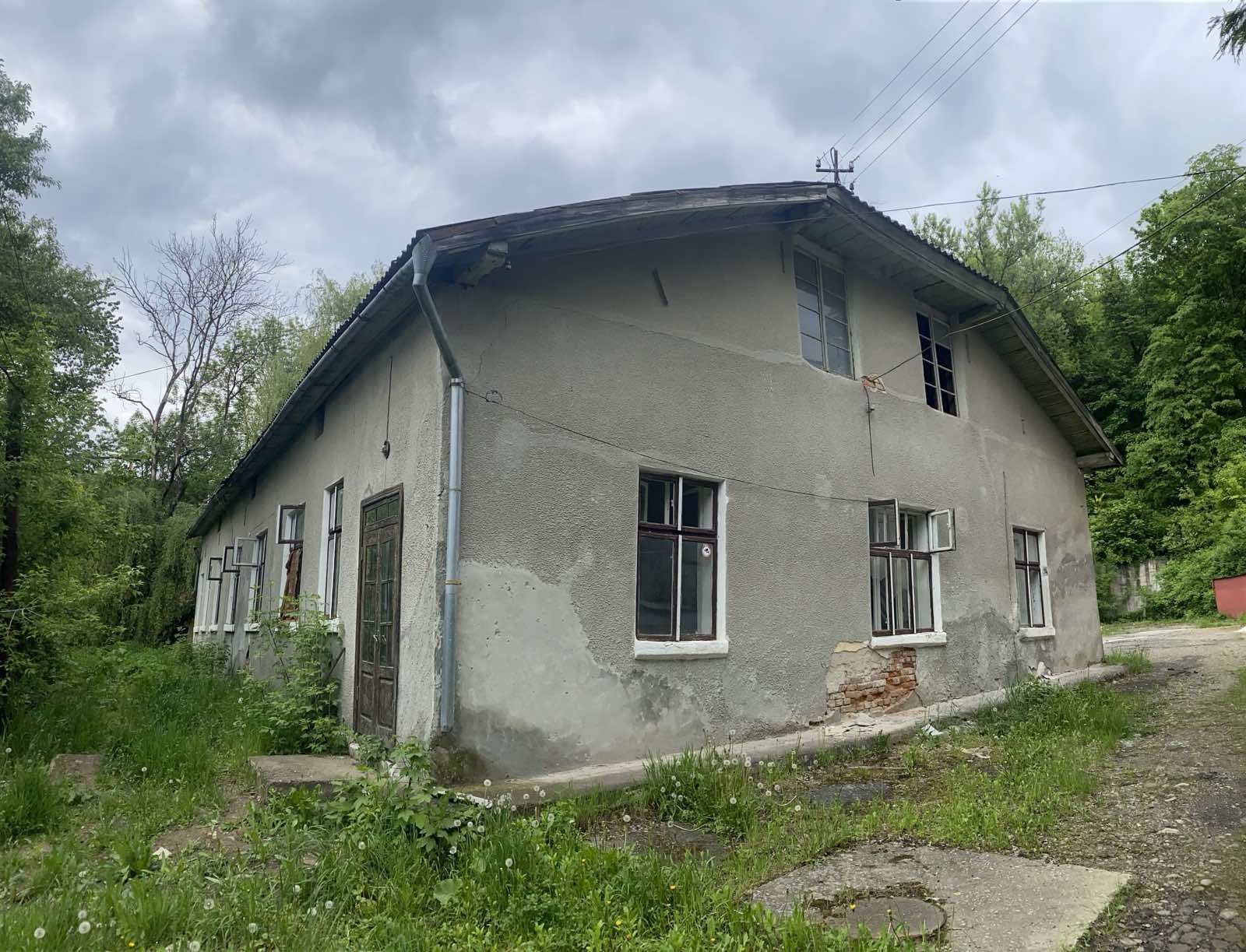 Продаж м.Галич 210м² під будь які цілі в центрі