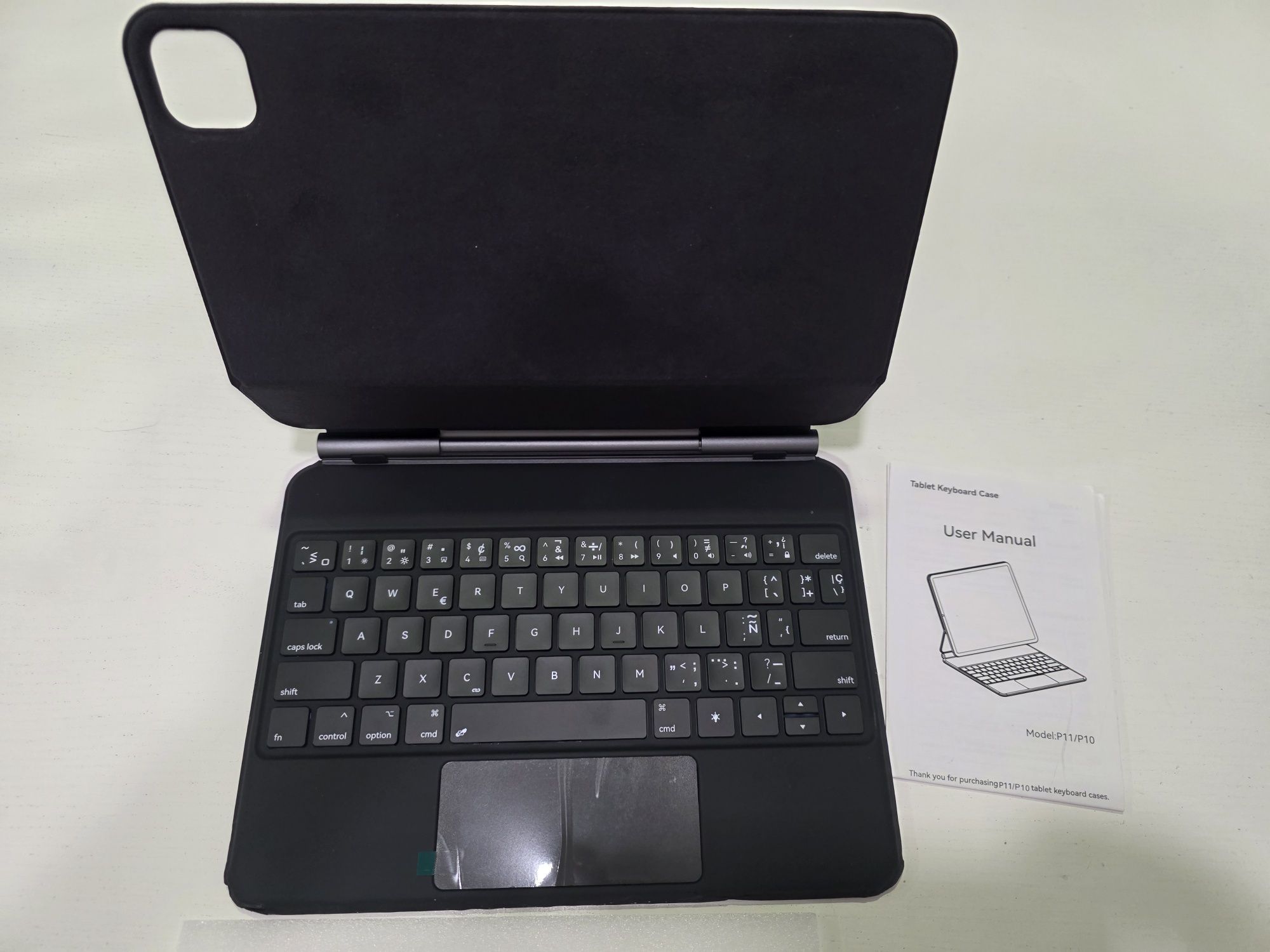 Capa Teclado iPad Pro 11 / Air 10.9 Logitech Slim