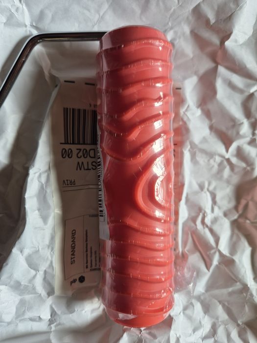 Wałek, imitacja drewna. Nowy