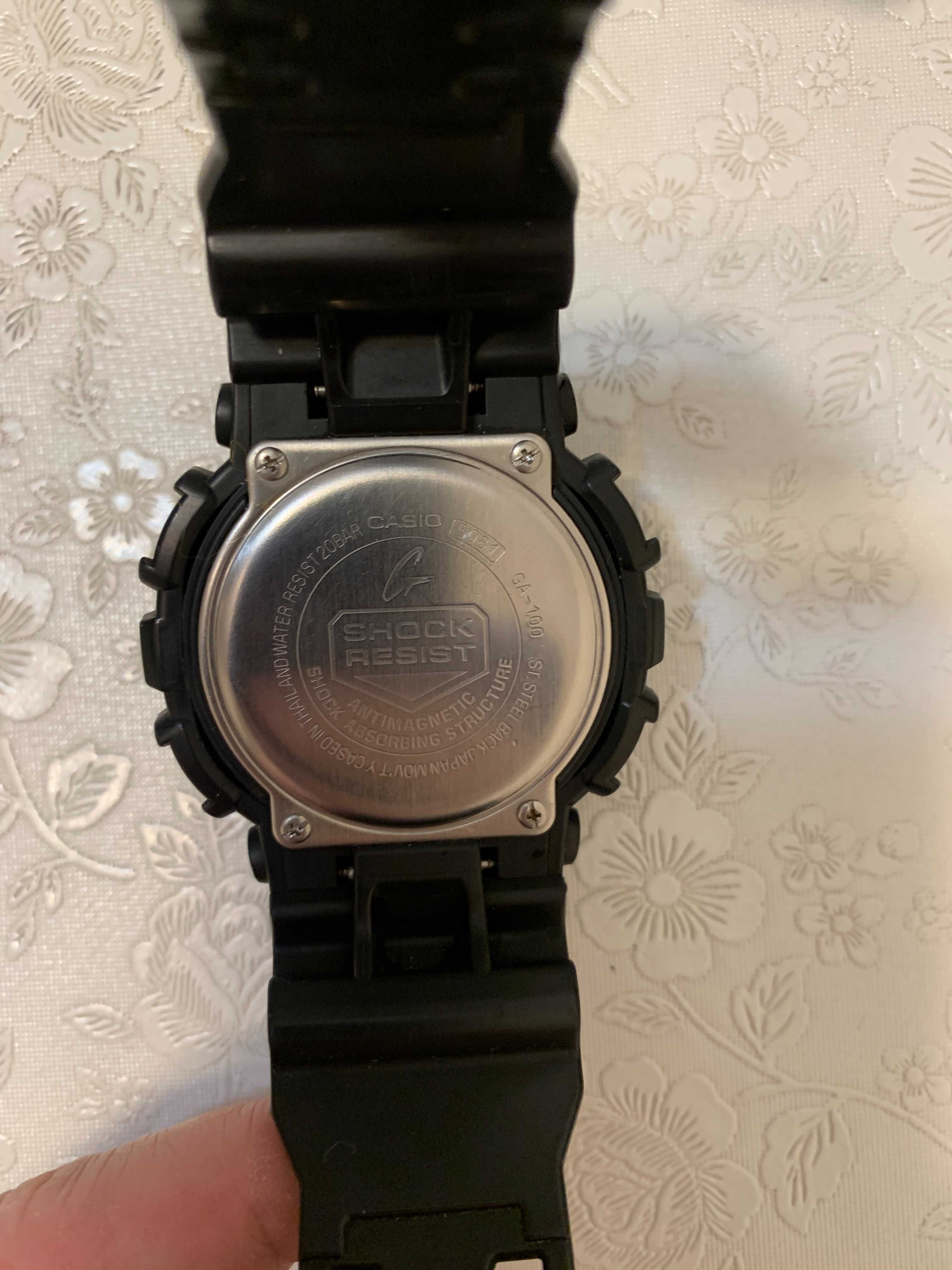 Sprzedam zegarek CASIO 5081 GA-100