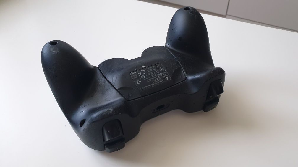 Pad kontroler PC logitech F710