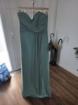 Vestido cerimónia a estrear