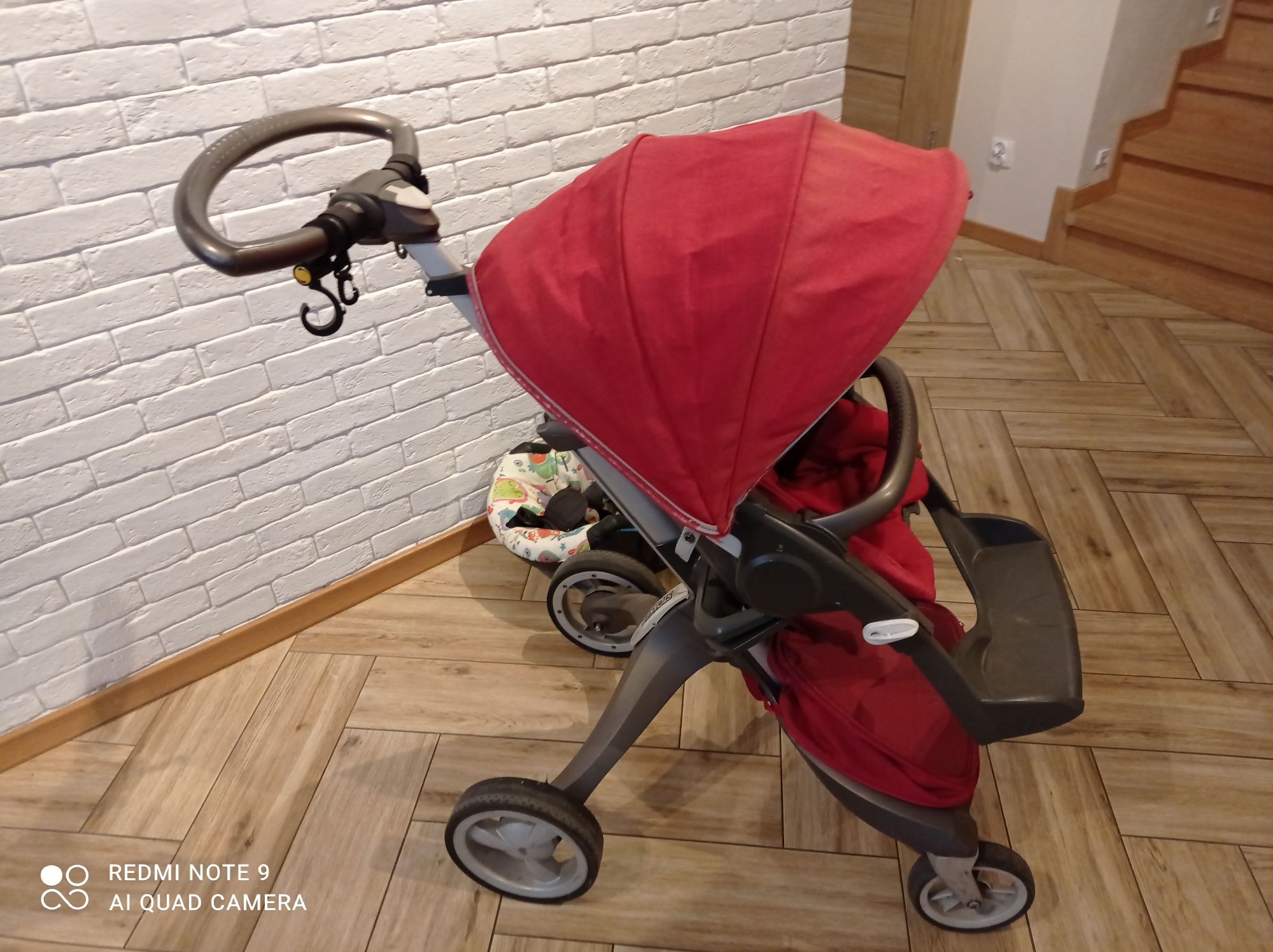 Wózek Stokke V2 3w1 fotelik Be Safe Easy go