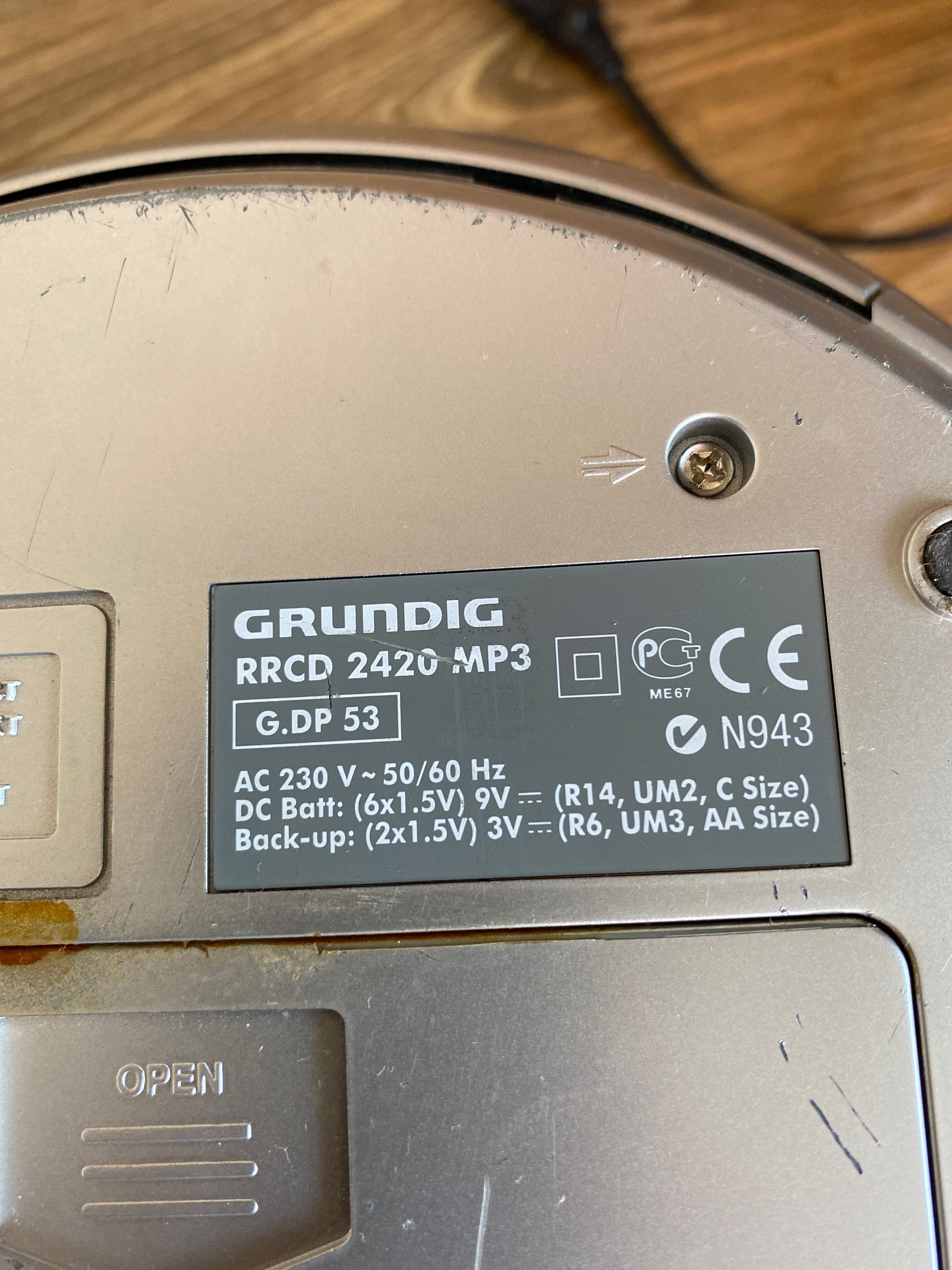 Radio Grundig na CD i kasety