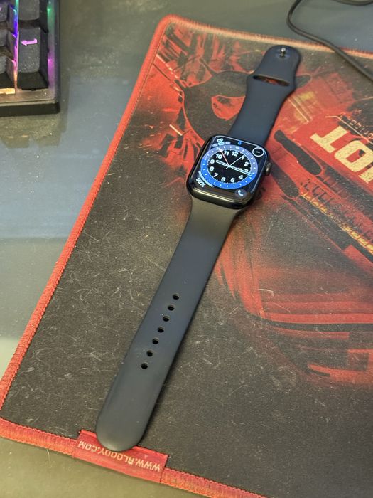 Apple Watch 8 45mm