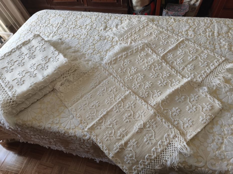 tapetes quarto feitos em tear manual