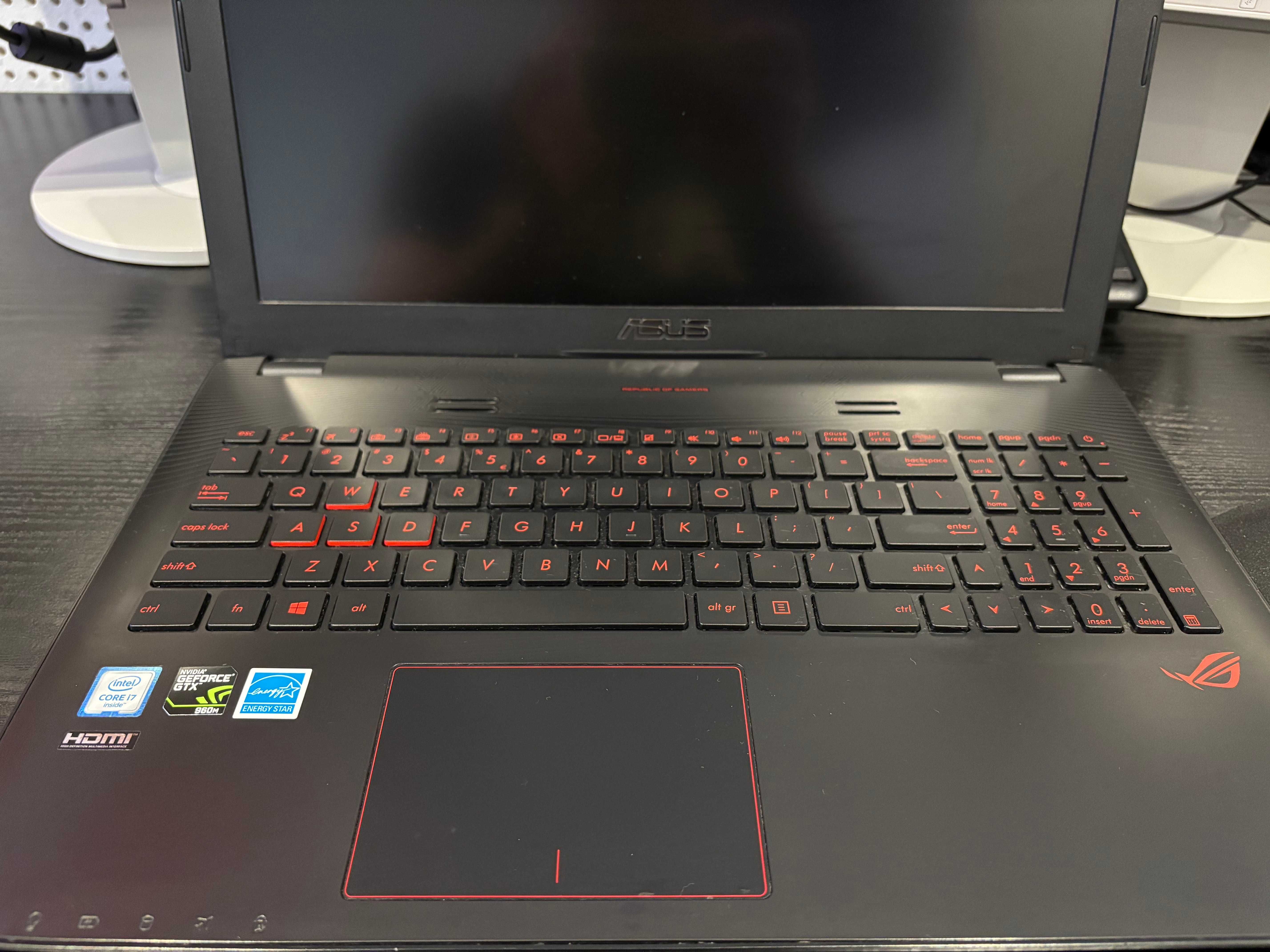Sprzedam Laptop ASUS ROG GL552VW: Idealny do Gier i Pracy + Gratisy!