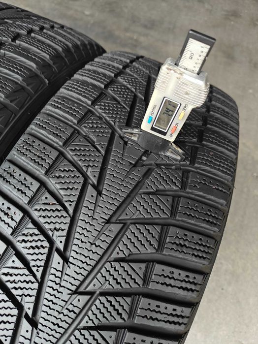 Шини зимові R17 245 45 Hankook Winter з Mercedes E class 7мм