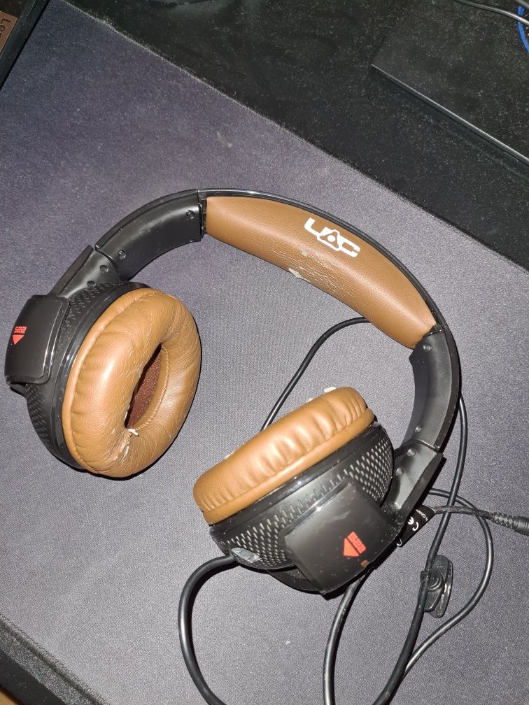 Headphones Doom .