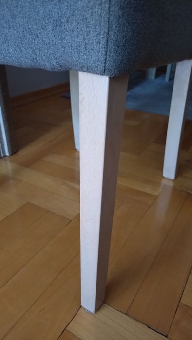 Krzesła tapicerowane