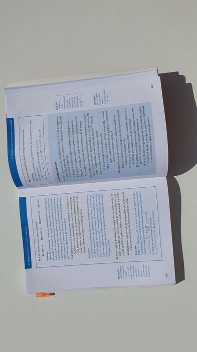 SOS Física - 10º Ano - Livro de Apoio - Resoluções Passo a Passo