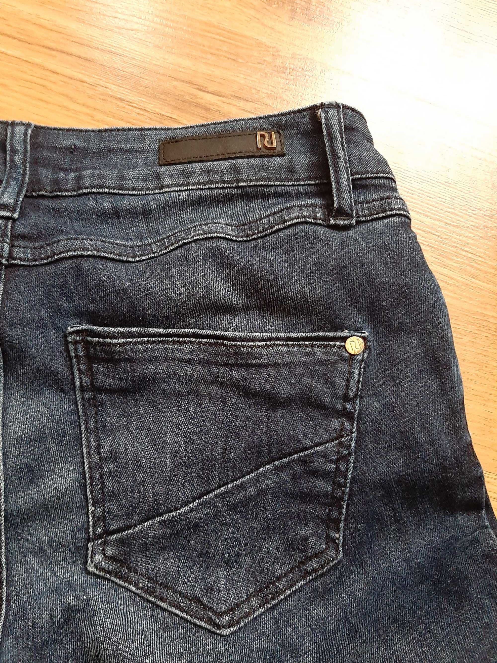 38/10 jeans-River Island-wygodne