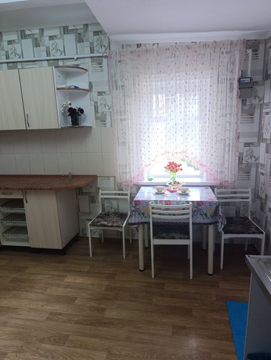 Продаж частини будинку, вул. Хрещатик, 6 соток