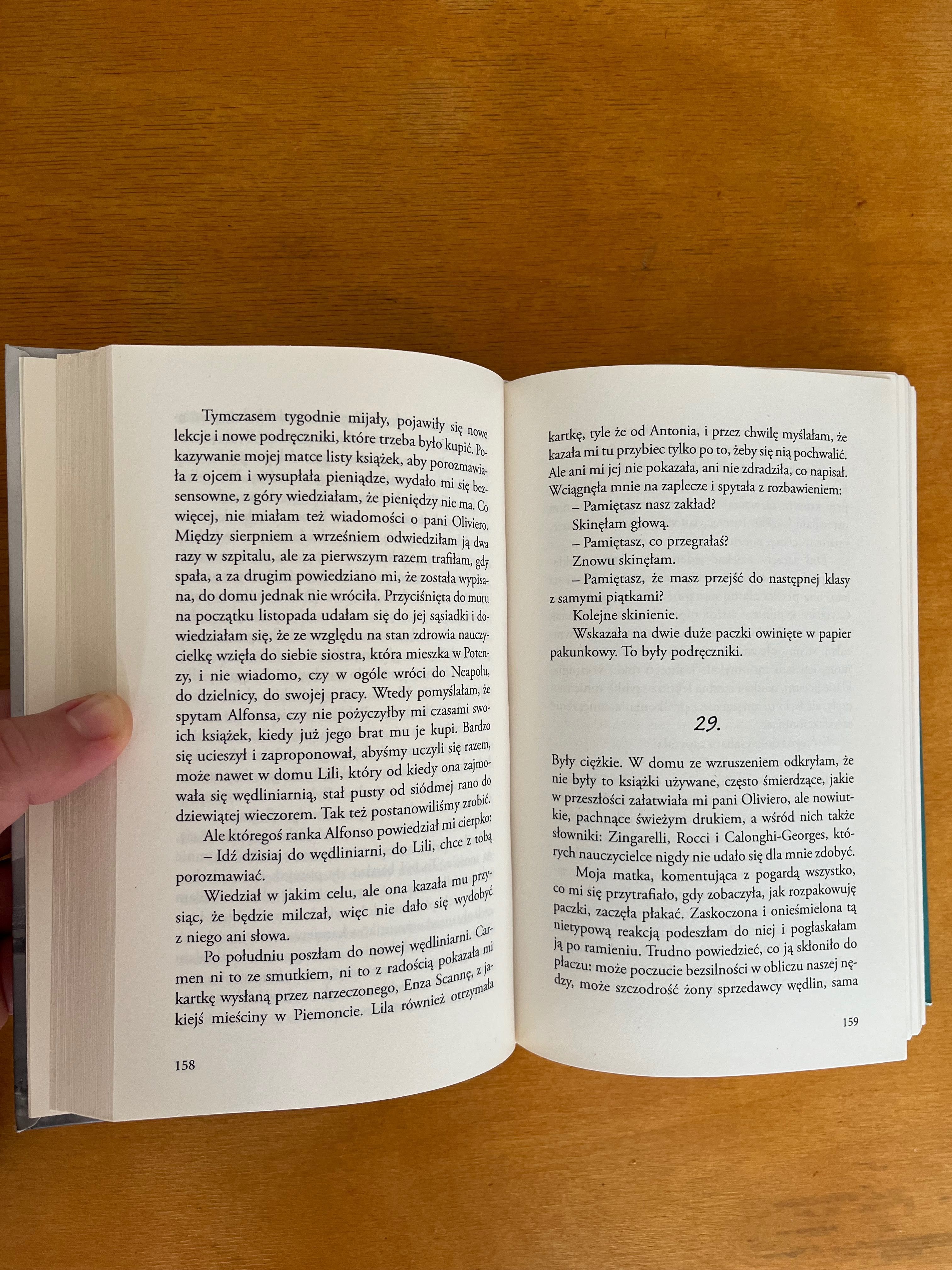 Historia nowego nazwiska Elena Ferrante