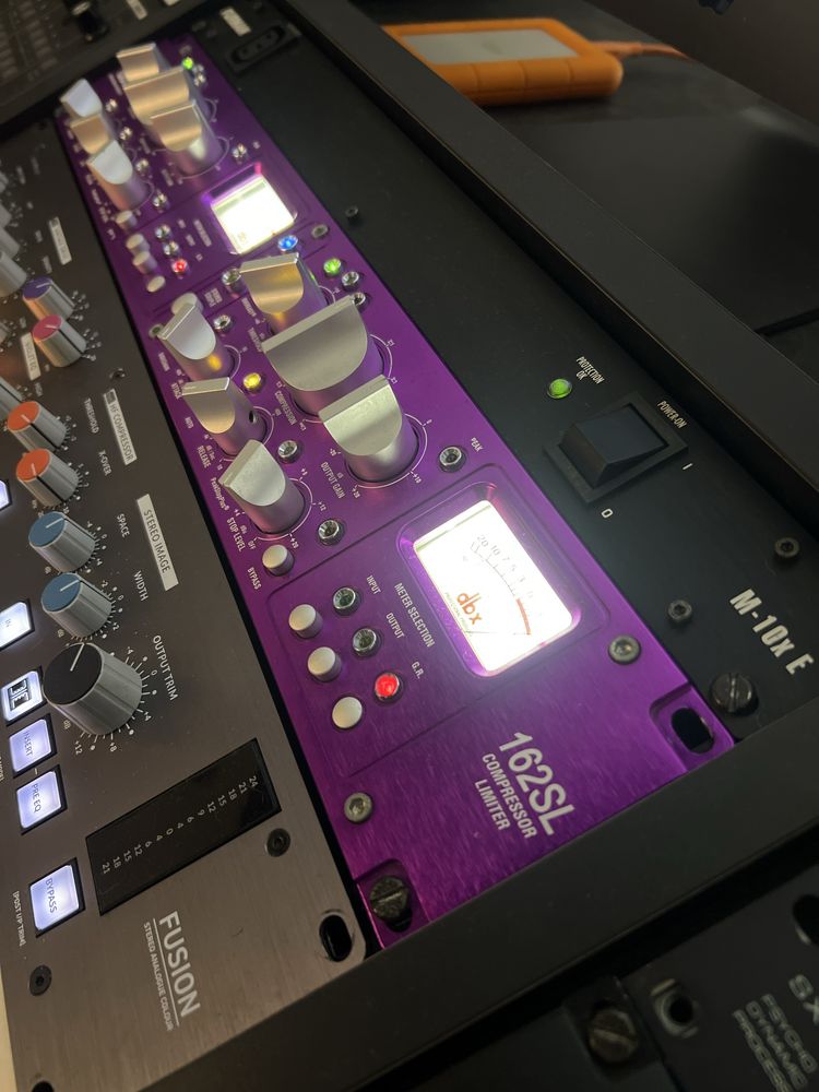Compressor/limitador DBX 162 SL