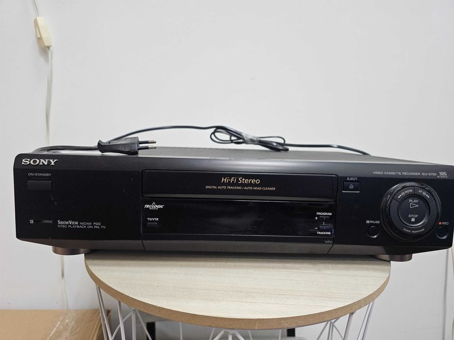 Sony SLV-E720NC – magnetowid VHS Hi-Fi Stereo, sprawny
