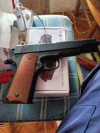 pistola Coringa safely de pressão de mola ,leva BBS 6mm