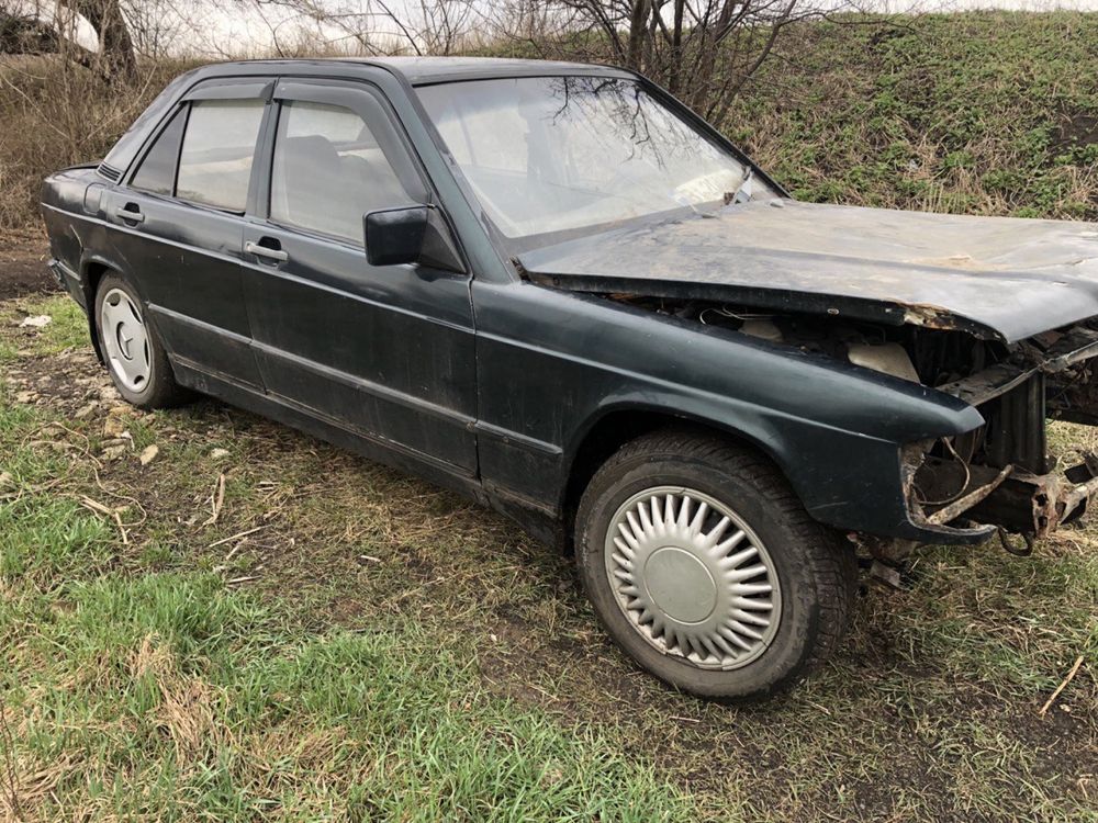 Разборка Автовикуп Mercedes - Benz W210 Avantgarde 190 W201 OM601 M111