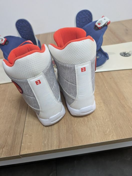 Snowboard dzieciecy - 97cm. Deska, wiązania, buty 32/33