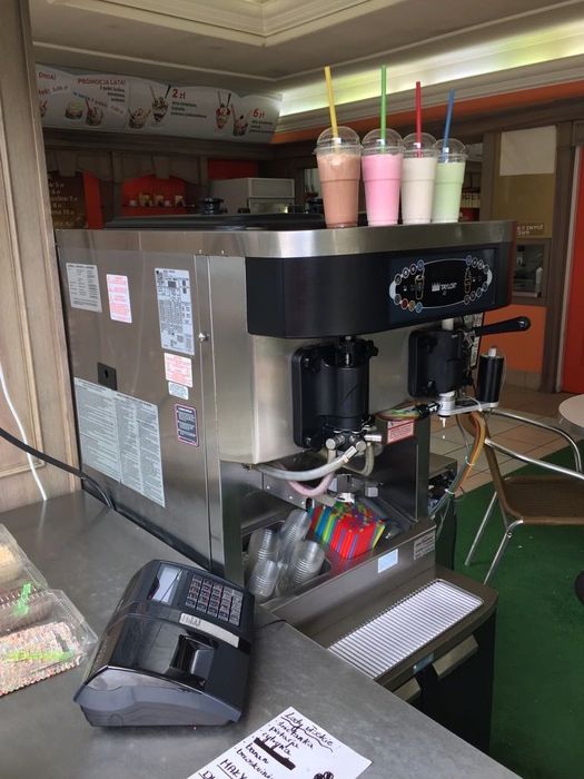 Taylor C606 Maszyna automat do lodów włoskich + 5 smaków shake