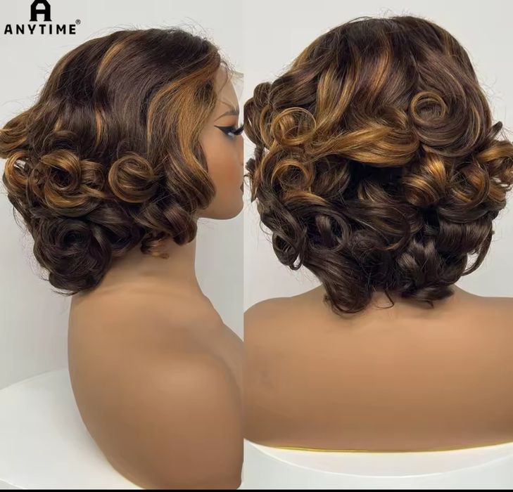 Perucas cacheadas humanas