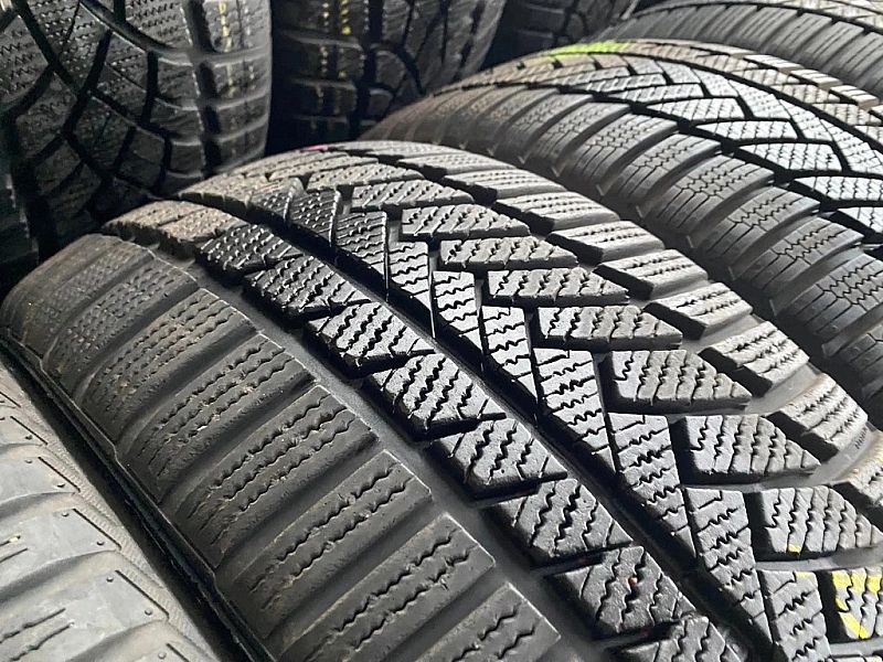 235/45r17 Continental Winter TS850P_8mm_4szt_(214)