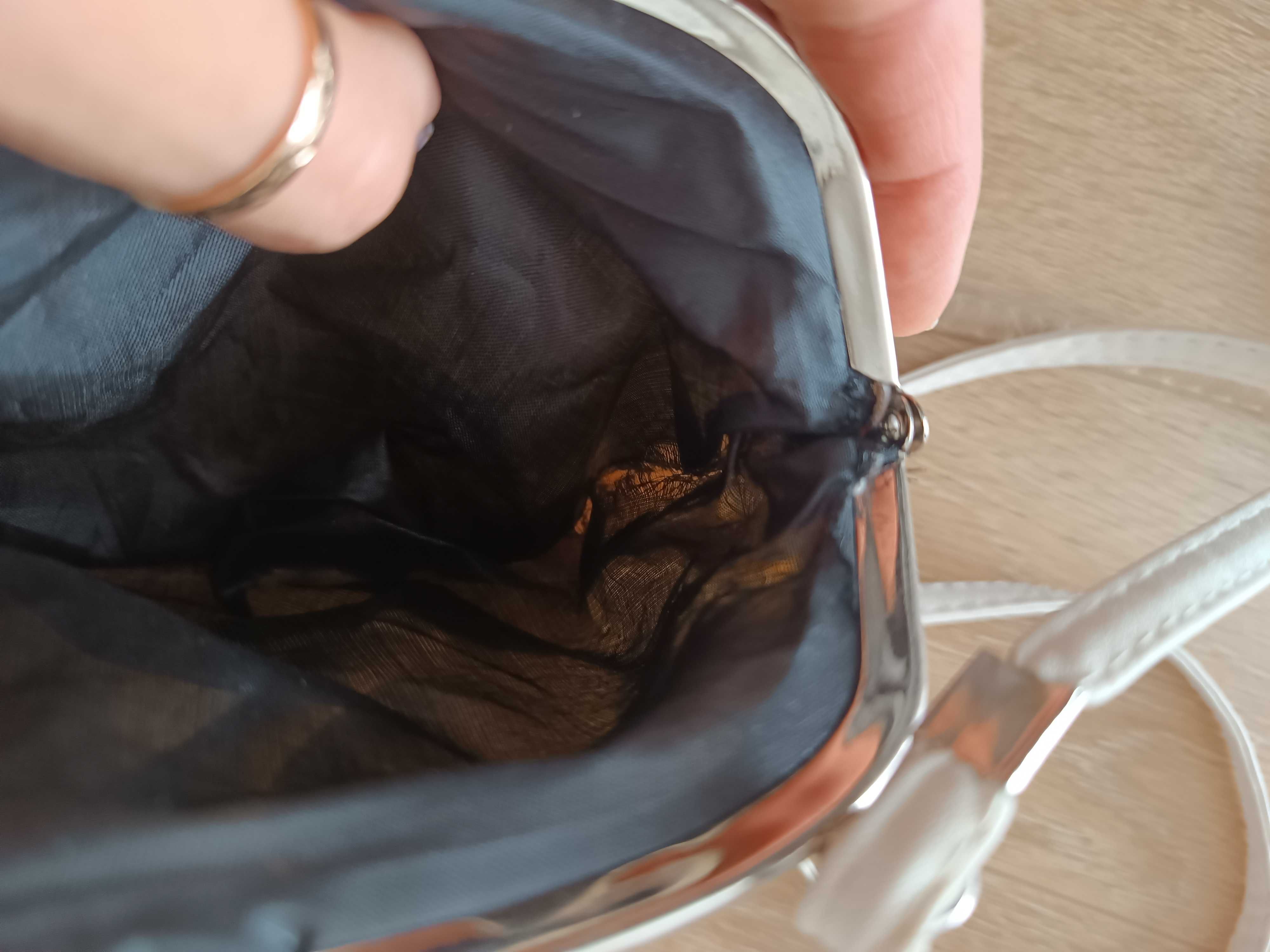 Dwie torebki kopertówki zestaw