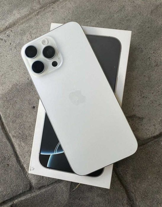 iPhone 16 Pro Max 256gb c/fatura e garantia