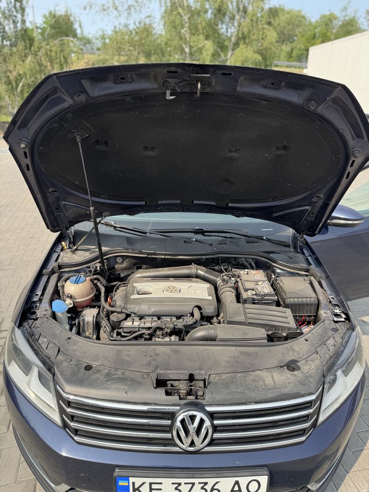 Volkswagen Passat B7 2012, 1.8
