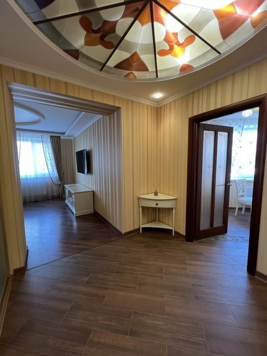 Продається чудова 3 кімната квартира на Поділля.